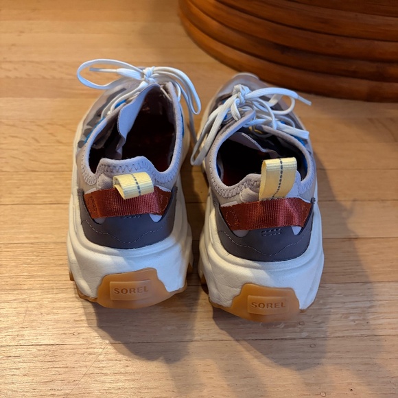 Sorel Kinetic Running Shoes 37.5 - Picture 4 of 7